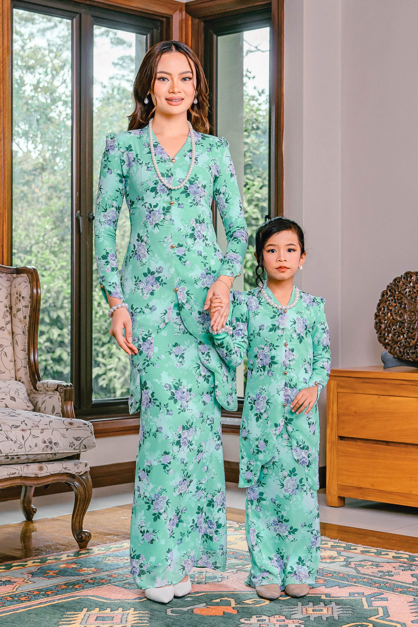 PAHIRA KIDS